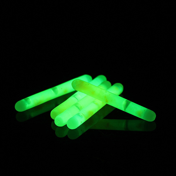 Mini Fishing Light Chemical Fluorescent Rod Clip On Dark Glow Stick - –  ghilliesuitshop