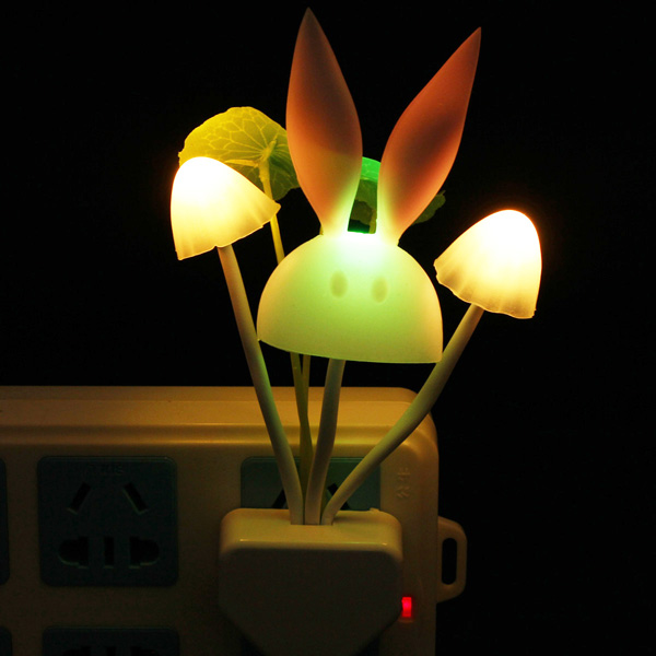 Romantic LED Night Light Mushroom Sensor Plug-in Wall Lamp Home Decor P5 