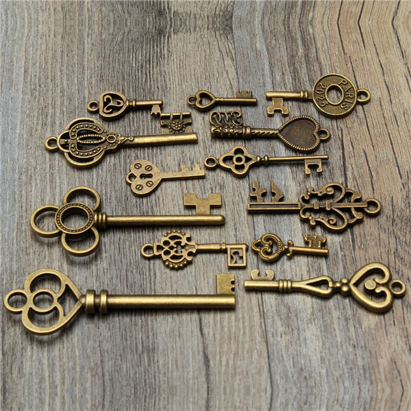 13Pcs Antique Vintage VTG Old Look Skeleton Keys Bronze Steampunk Pendants 